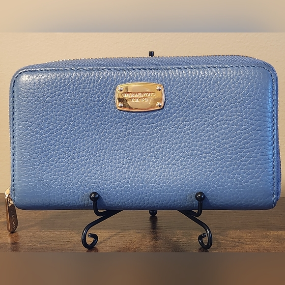 MICHAEL KORS PEBBLED LEATHER WALLET - Picture 1 of 6